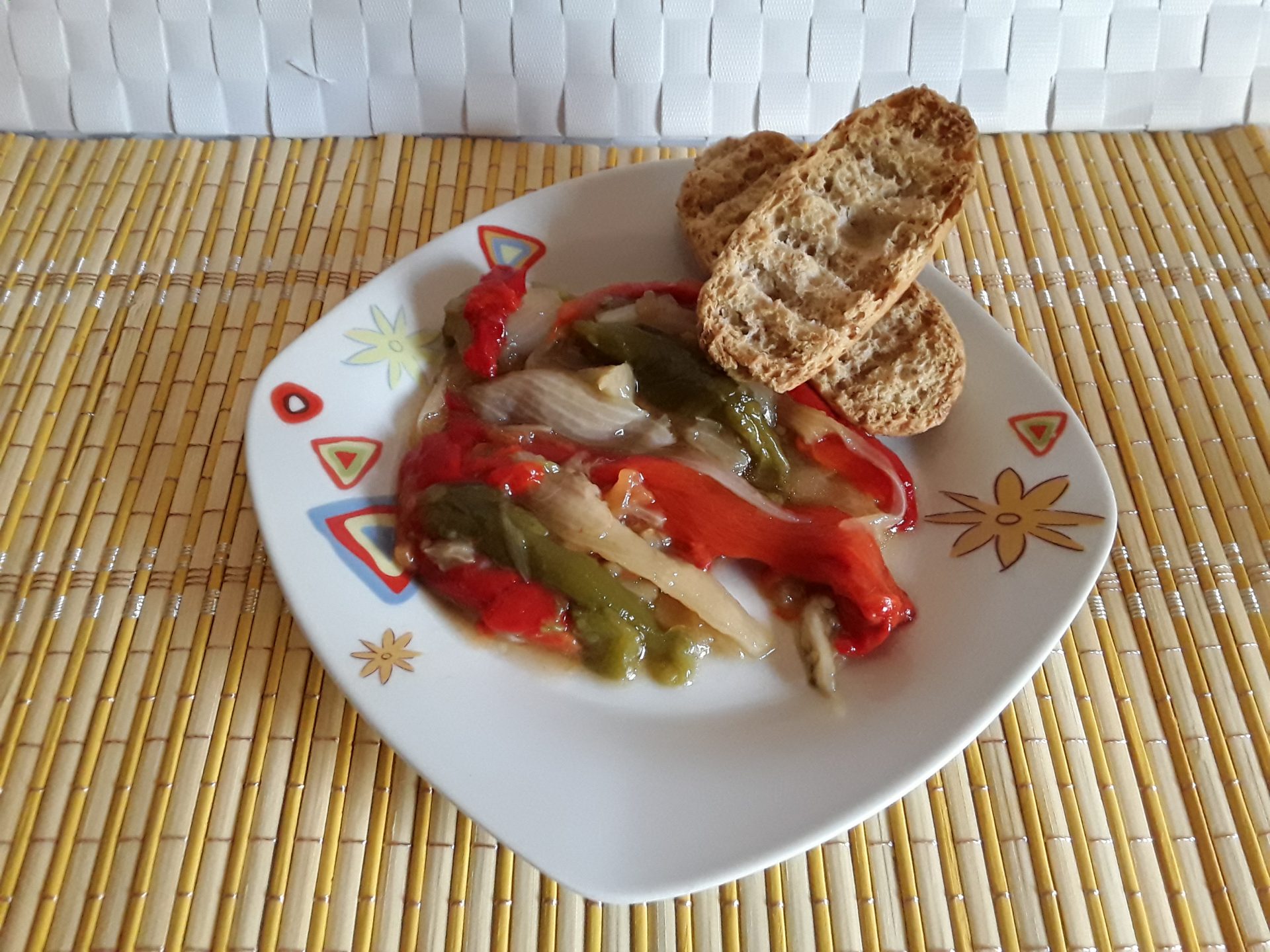 108º receta: ESCALIVADA O ENSALADA DE VERDURAS — MAYTE EN LA COCINA
