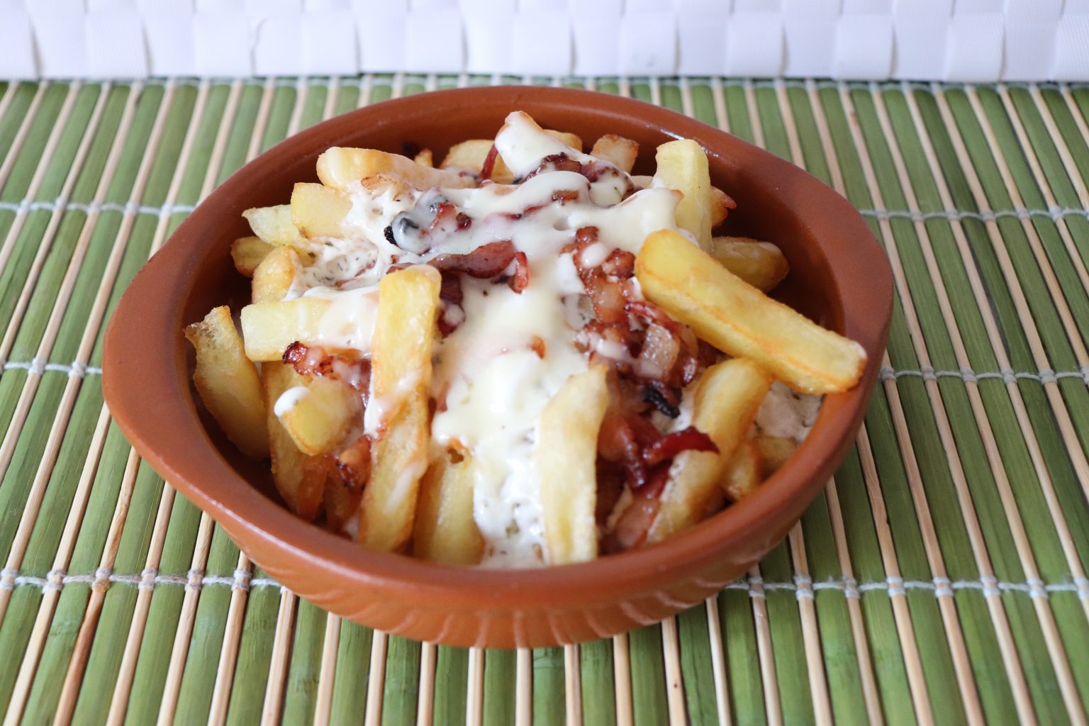 195º receta PATATAS ESTILO FOSTER'S HOLLYWOOD BACON & CHEESE FRIES
